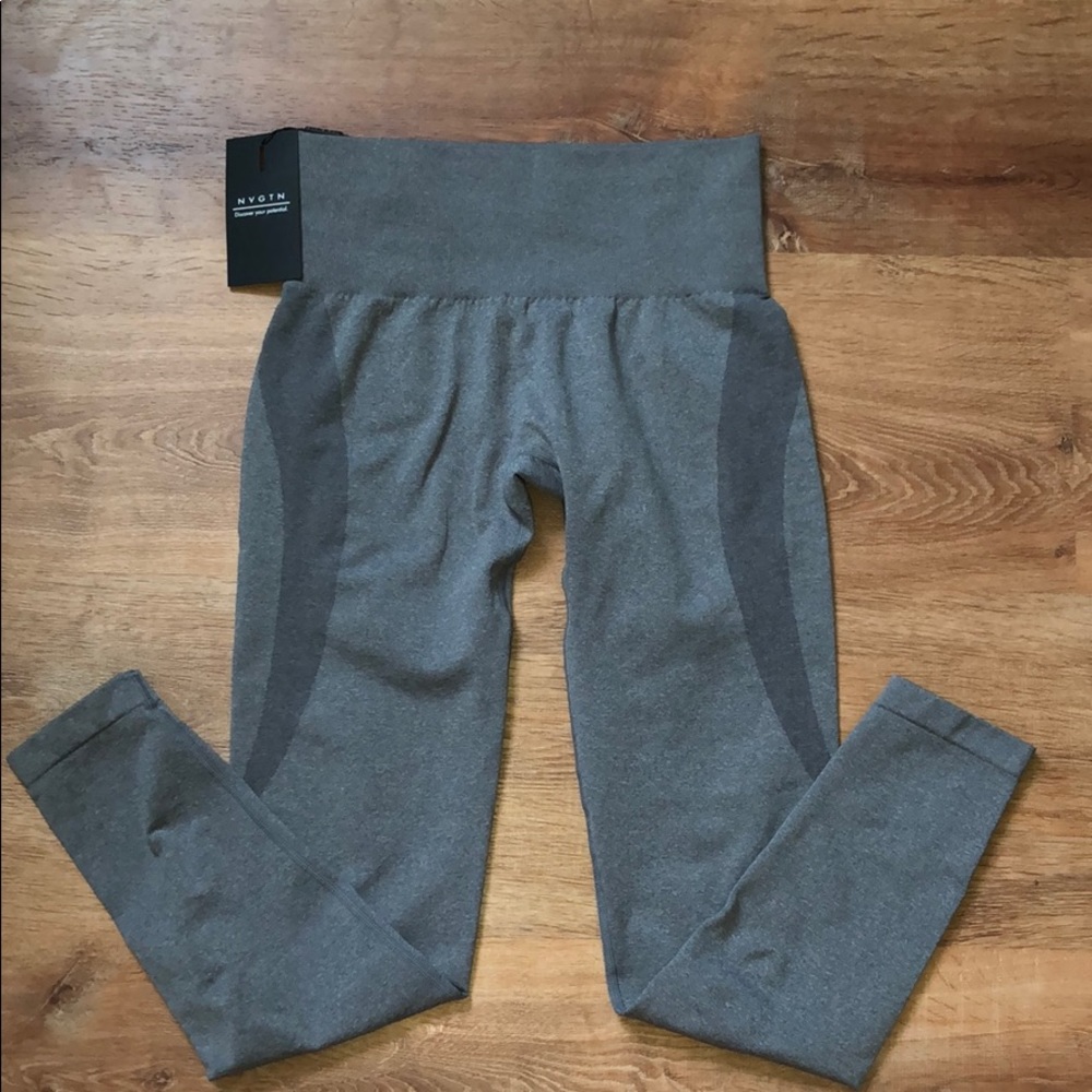 NVGTN graphite seamless leggings, size small, NWT